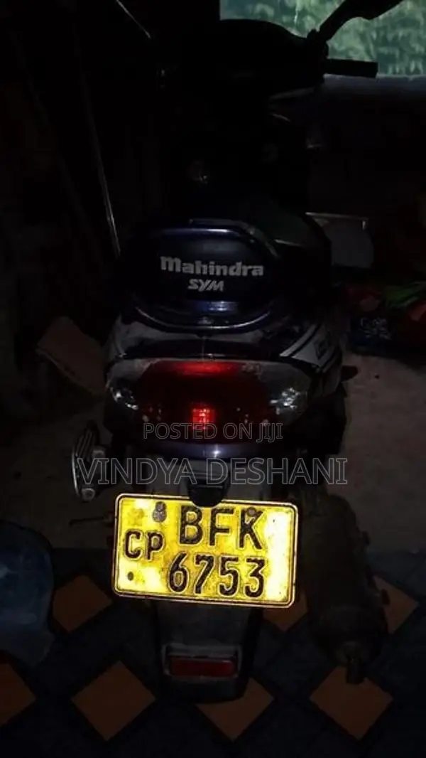 Mahindra Uzo 125 2017
