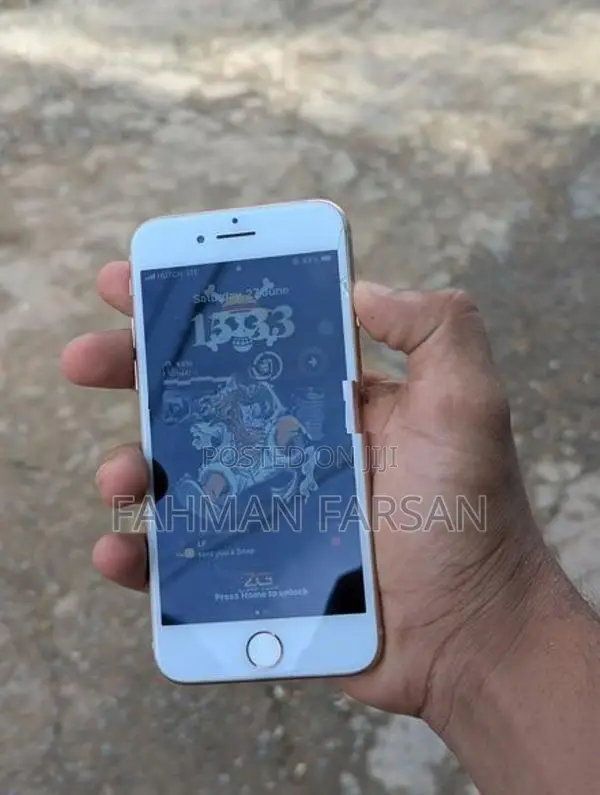 Apple iPhone 8 (Used)