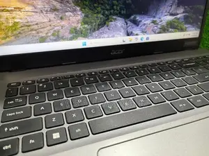 Acer i5 Extensa 215-55