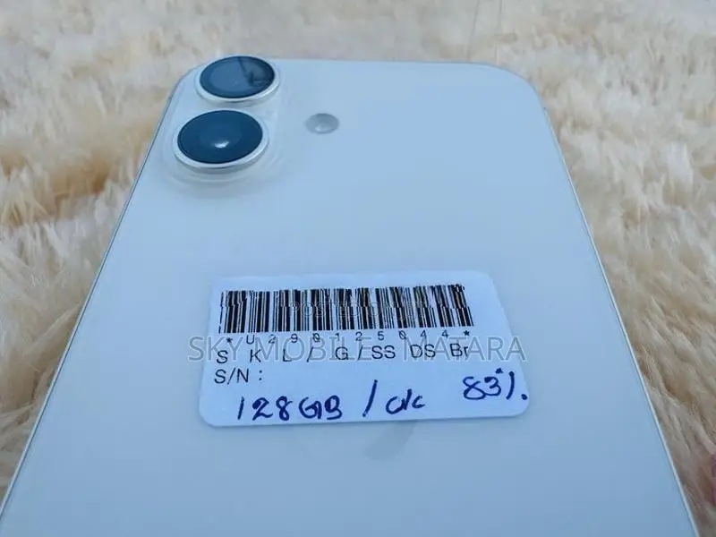 Apple iPhone 16 128GB (Used)