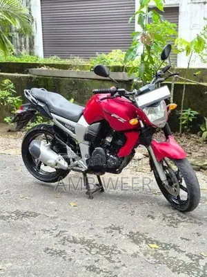 Yamaha FZS V1 2011