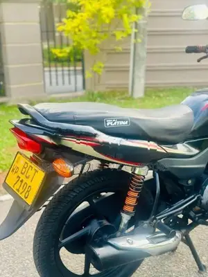 Bajaj Platina 100 2015