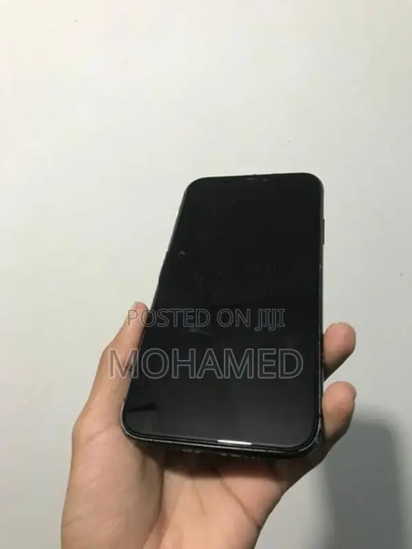 Apple iPhone 11 128GB (Used)