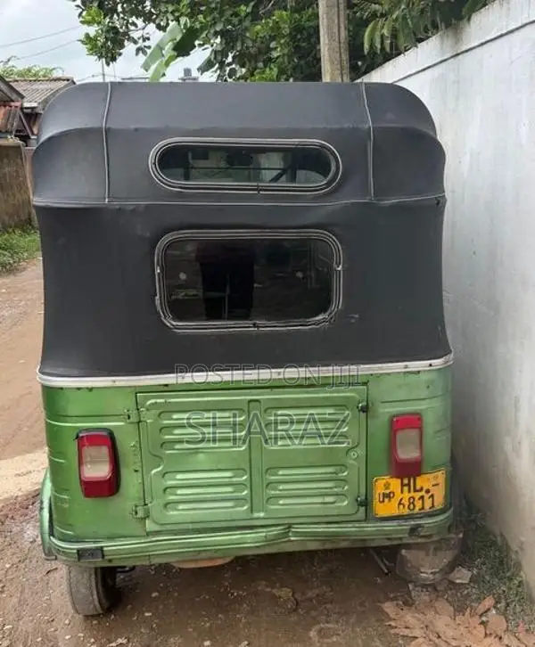 Bajaj RE Three Wheeler 2004