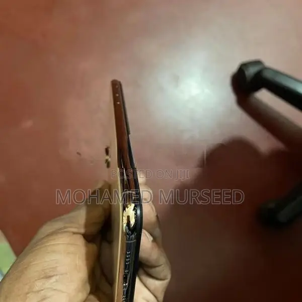 Apple iPhone XS Max (Used)