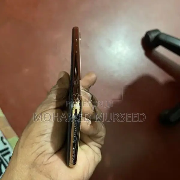 Apple iPhone XS Max (Used)