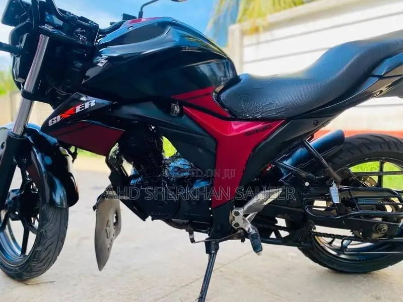 Suzuki Gixxer 150 2016