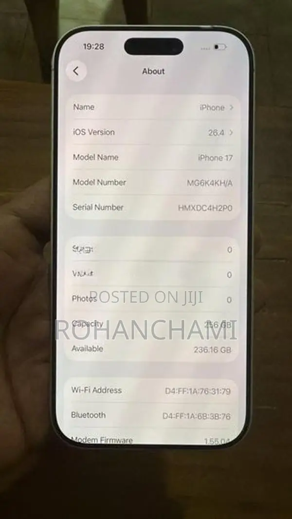 Apple iPhone 17 (Used)