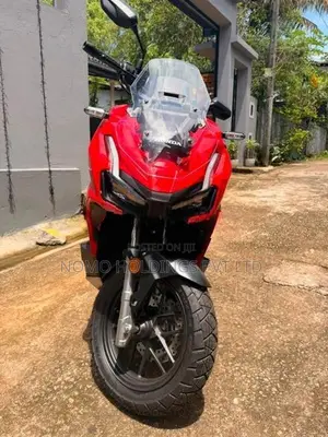Honda ADV 160 2026