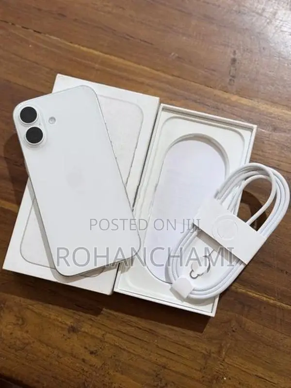 Apple iPhone 17 (Used)