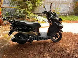 Suzuki Burgman 125 Street 2019