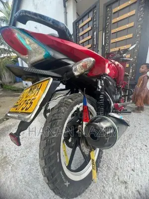 TVS Apache RTR 180 2017