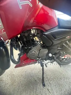 TVS Apache RTR 180 2017