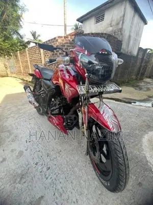 TVS Apache RTR 180 2017