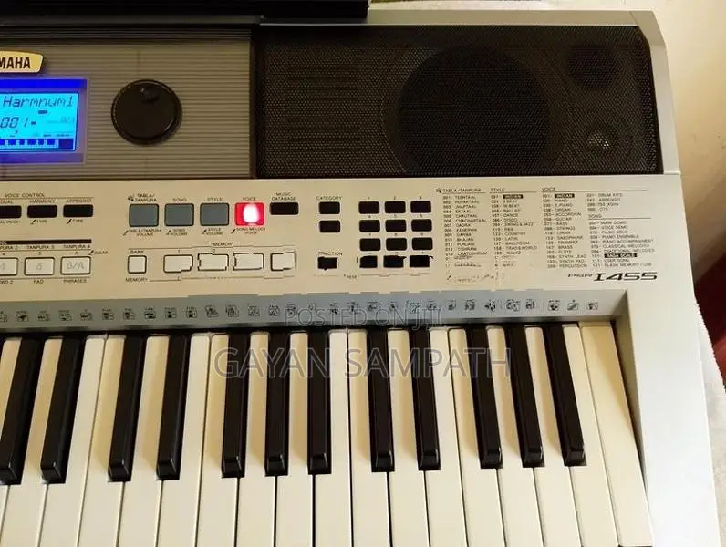 Yamaha I455 Keyboard