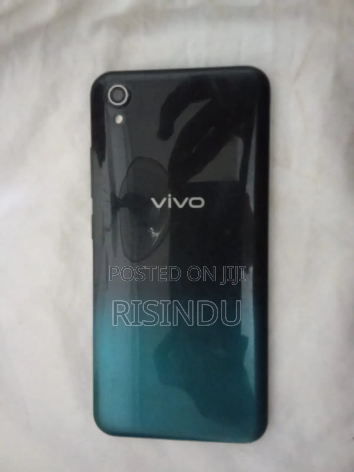 Vivo Y1s 32 GB Black