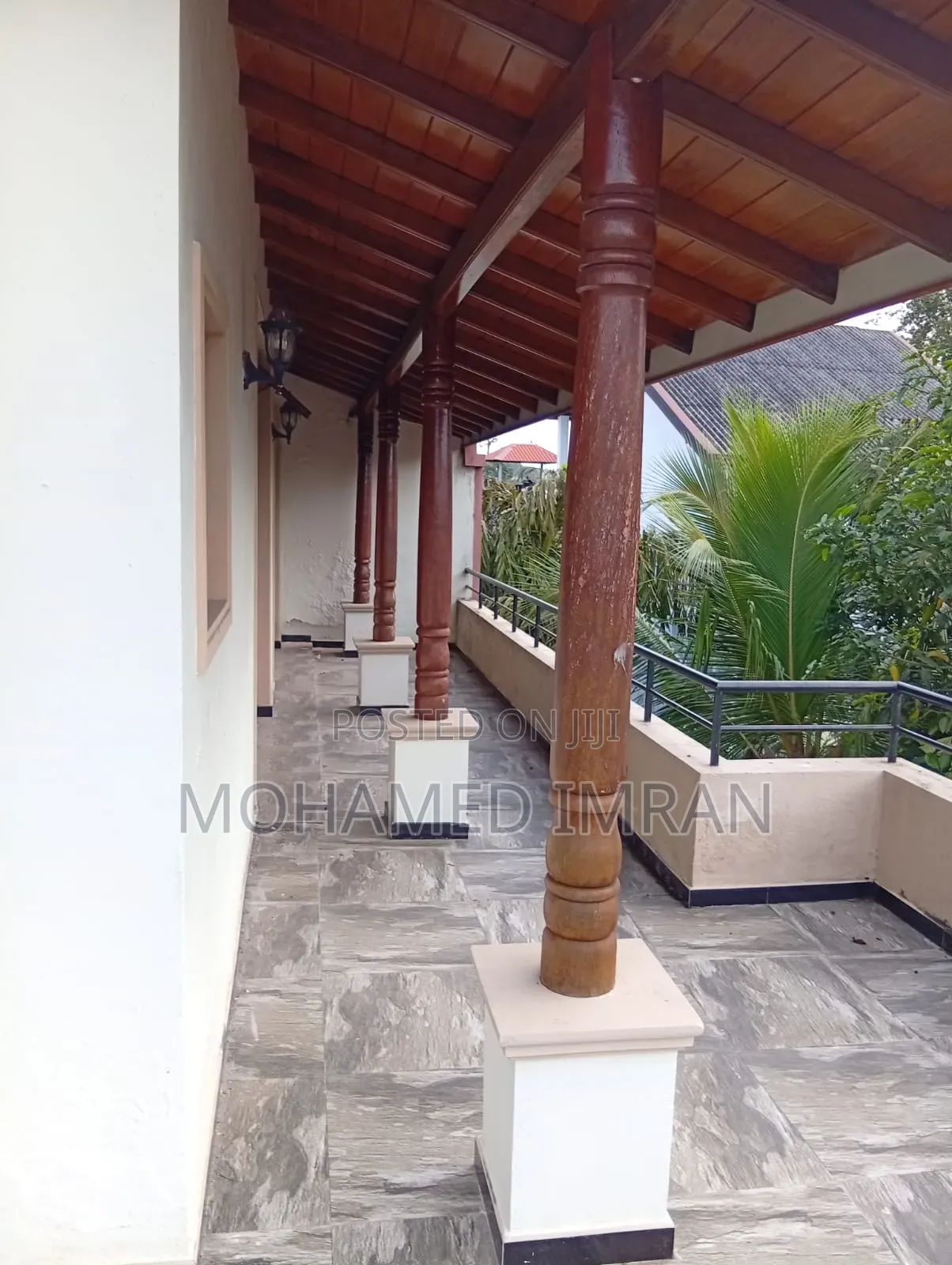 Two Separate Houses for Sale 11 Perches.Mirihana Nugegoda