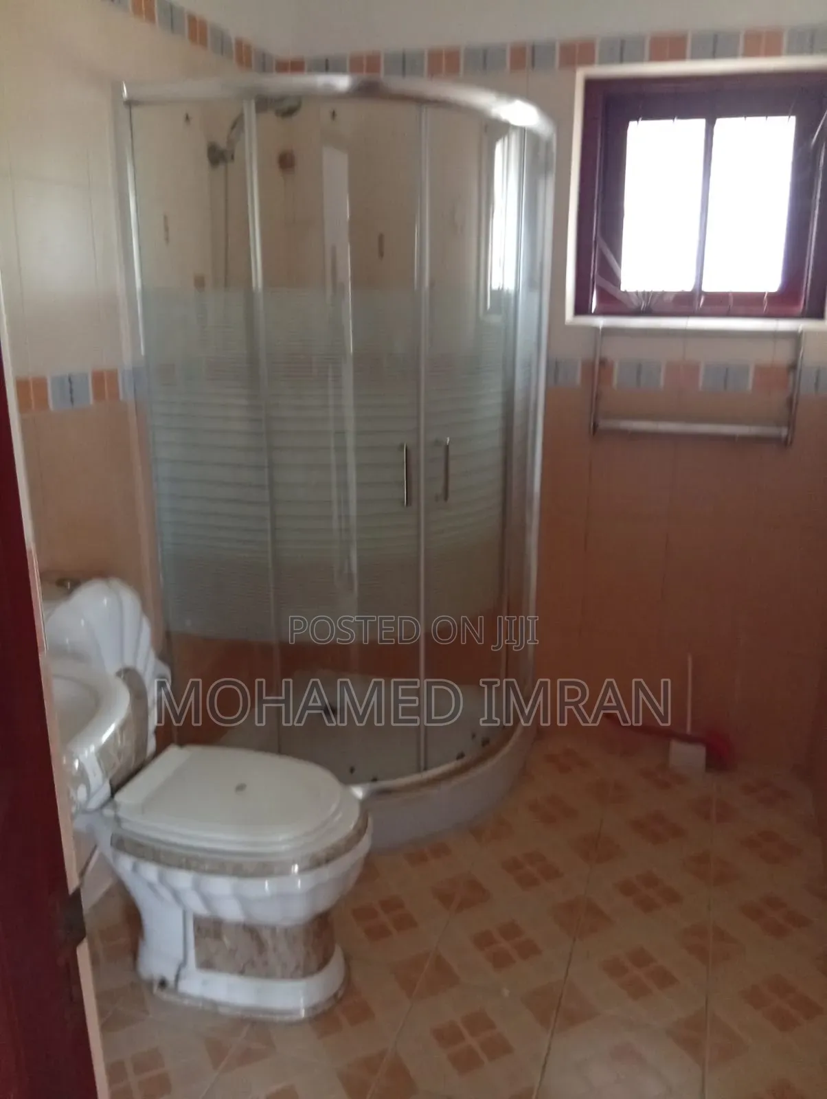 Two Separate Houses for Sale 11 Perches.Mirihana Nugegoda