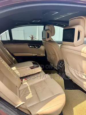 Mercedes-Benz S-Class 2010