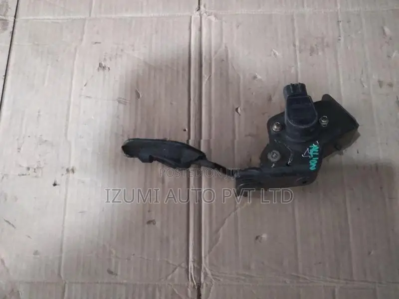 Toyota Allion 240 Accelator Padle