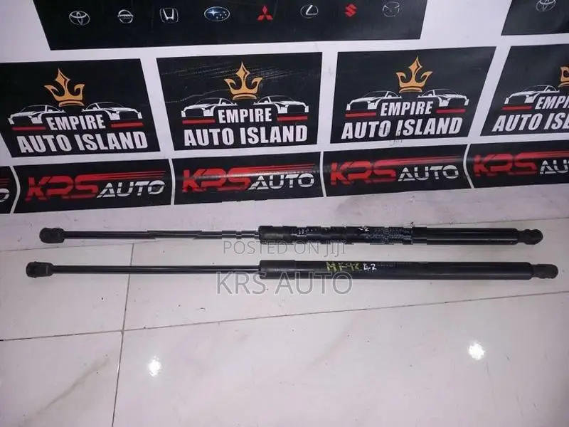 Suzuki Spacia MK 42 Dicky Shocks