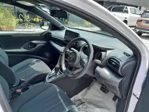 Toyota Yaris G Grade 3 2023