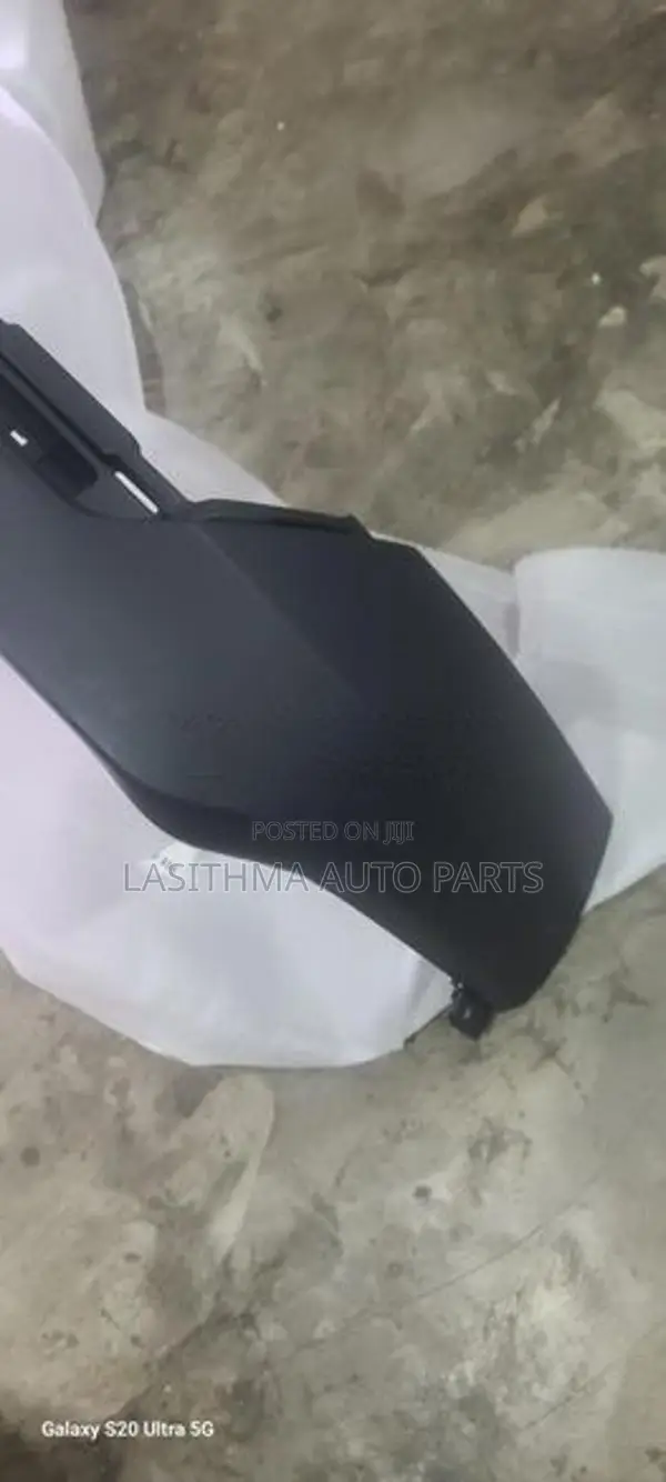 Vezel Rear Bumper (2024)