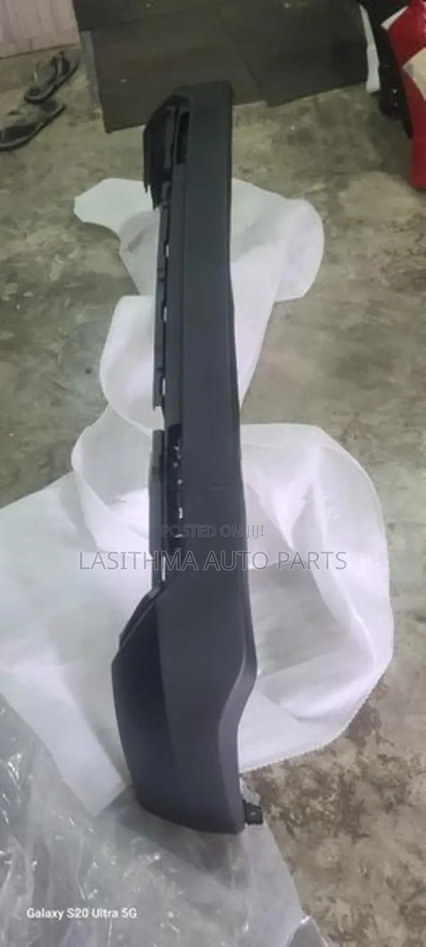 Vezel Rear Bumper (2024)