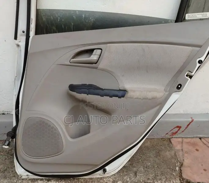 Honda Insight ZE2 Doors
