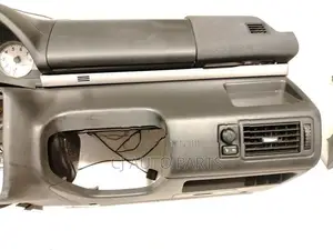 Nissan X Trail T30 Dashbord Parts