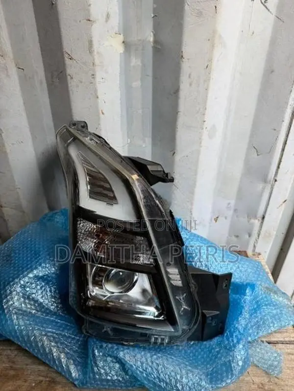 Suzuki Wagon R stingray light
