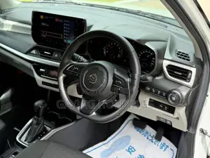 Suzuki Swift MZ Hybrid Highest 2024