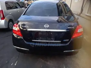 Nissan Teana J32 Body Parts and Interior