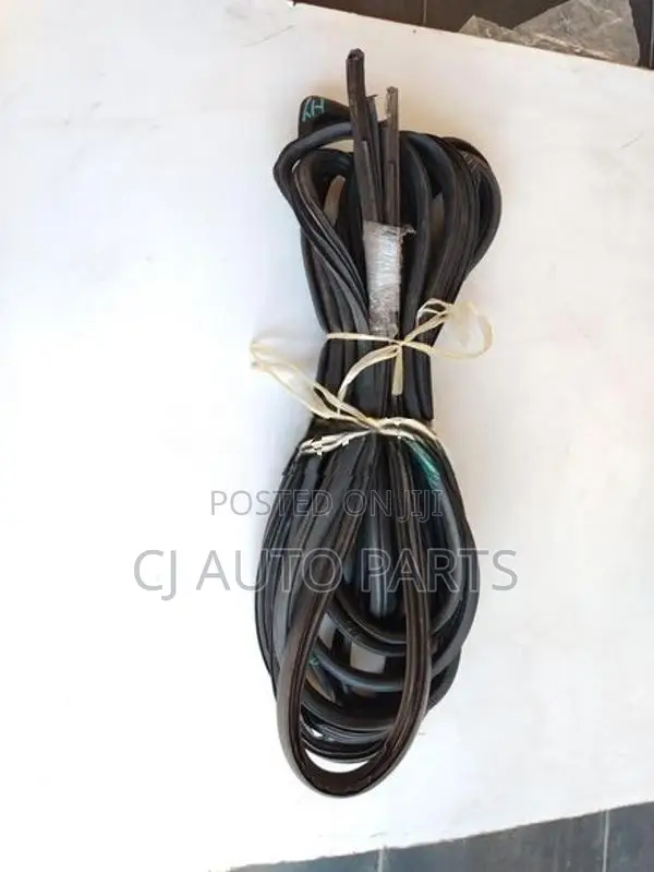 Honda Fit Shuttle GP2 Rubber Beadings