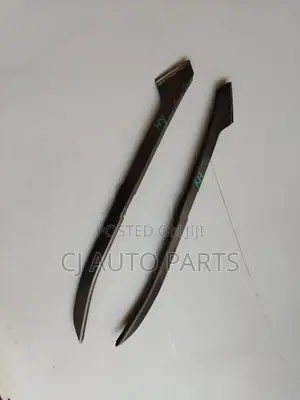 Honda Fit Shuttle Gp2 Rear Glass Garnish