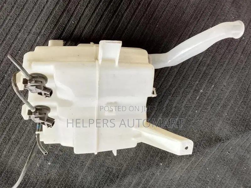 Toyota Prius W30 Wiper Washer Tank
