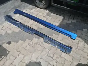 Toyota Prius 30 Side Skirt LHS