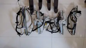 Nissan Sunny FB14 Power Shutter Windors