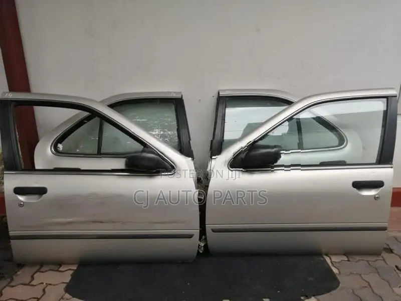 Nissan Sunny FB14 Door Panels