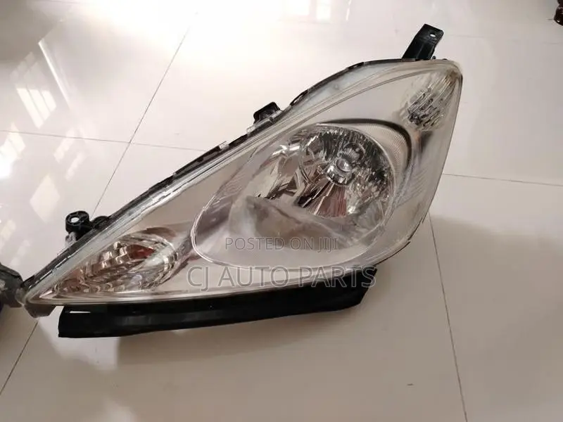Honda Fit Shuttle GP2 Headlight
