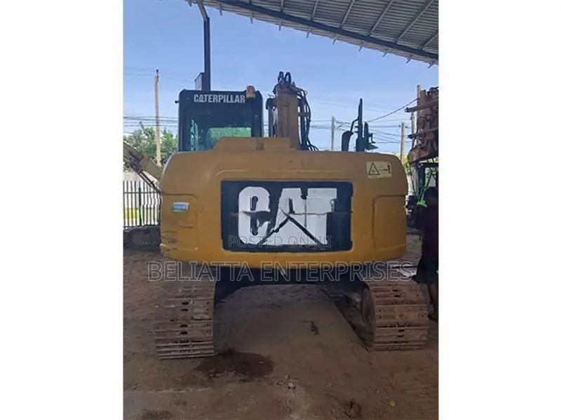 311D CAT EXCAVATOR JAPAN RECONDITION MACHINERIES