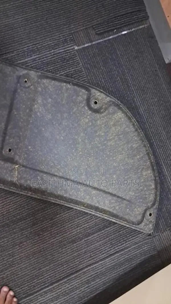 Axio 165 Bonnet Insulation