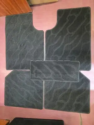 Universal Velvet Carpet