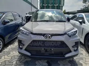 Toyota Raize Z Gray Blacktop 2025
