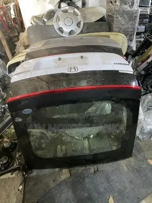 honda insight dickey door