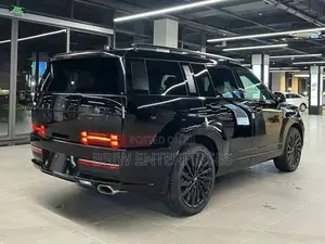 Hyundai Santa Fe caligraphy 2025