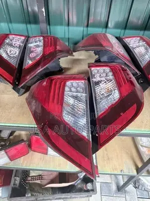 Honda fit gp5 tail light