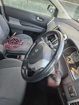 Nissan Wingroad Y12 All Removable Body Parts & Interior