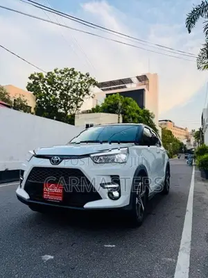Toyota Raize 1.2 Hybrid 2026