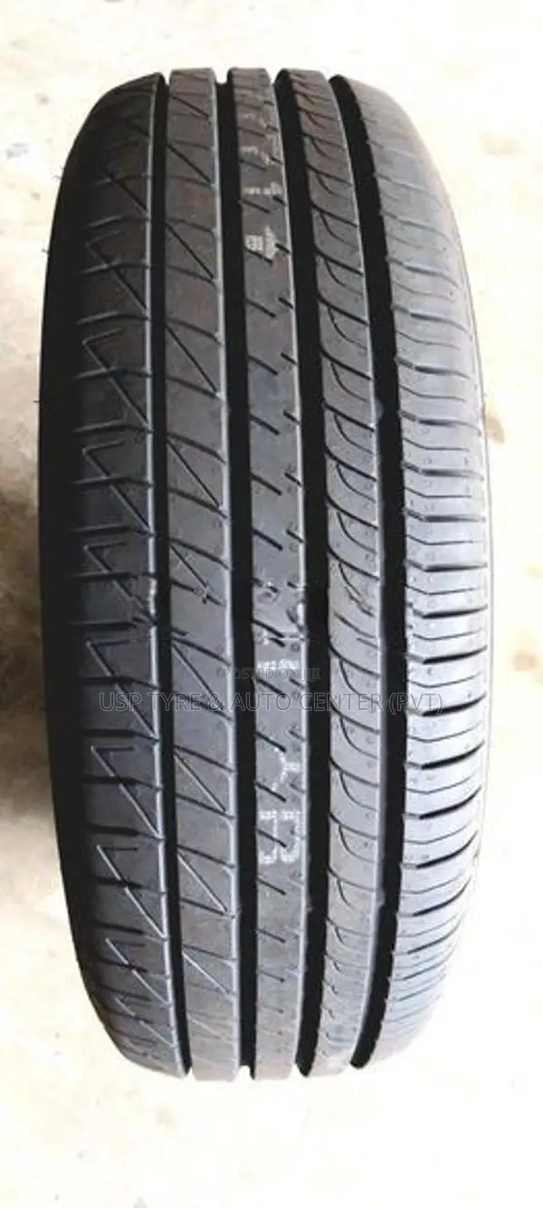 215/55 R17 Dunlop Tyre for Honda Vezel
